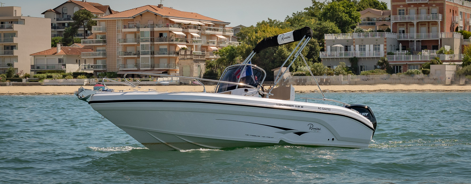 Ranieri 19 Voyager